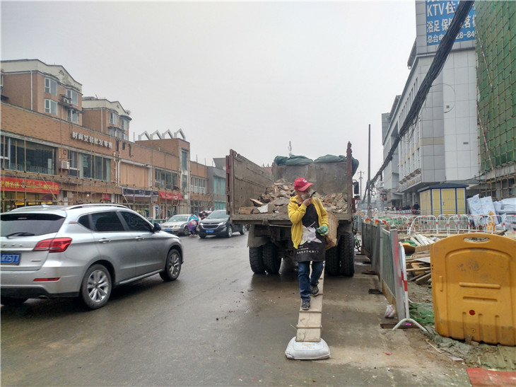 成都专业银行拆除清运十陵建设银行拆除案例成都战狼拆除